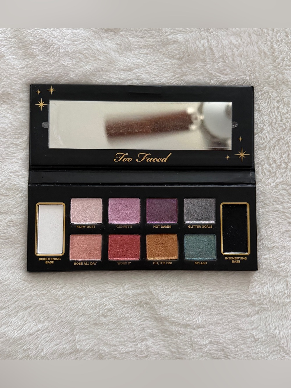 Too Faced Glitter Bomb Palette BNIB. Box is broken on one corner, see photos.